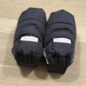 7AM Kids Black Mittens